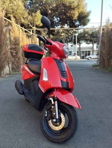 Motosikletlər: - ZIQZAQ, 50 sm3, 2024 il, 400 km