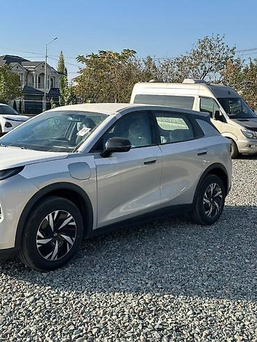 cha: Changan Qiyuan Q05: 2026 г., Электромобиль — 1
