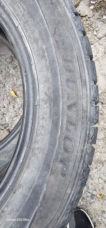 Шины: Шины 215 / 60 / R 17, Зима, Б/у, Пара, Легковые, Япония, Dunlop