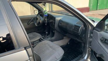 Volkswagen: Volkswagen Passat Variant: 1989 г., Универсал — 8