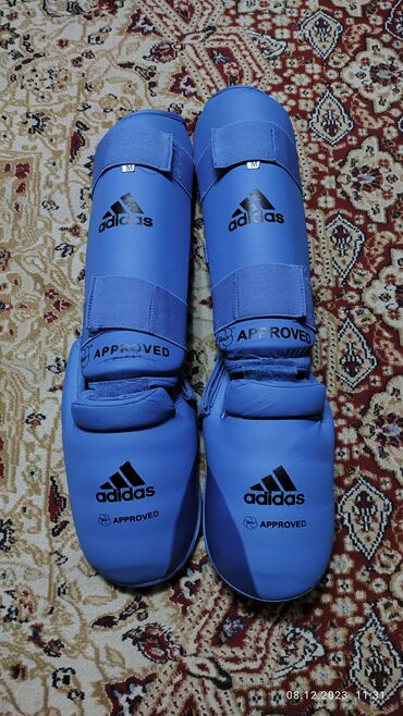 узбекская форма: Продаю футы Adidas для каратэ!!! В хорошем состоянии Звонить по