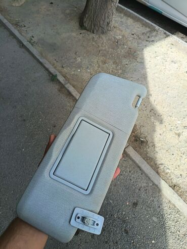 выключатель с регулятором яркости: Toyota üçün orijinal gün eynəyi (sunvisor) – sağ tərəf. - Rəng: açıq