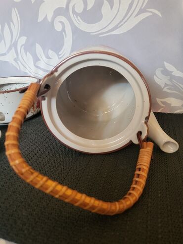 Čajnici: Cajnik nov sa gorionikom kameni porcelan iz 70,80ih god. Cajnik sa — 7