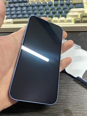 Apple iPhone: IPhone 13, Б/у, 128 ГБ, Синий, Чехол, 76 % — 6