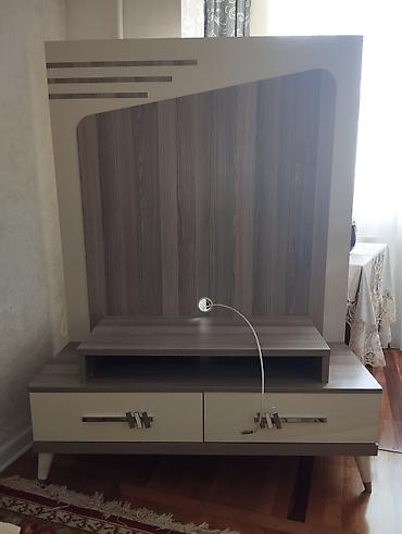 tamer: TV stendi və media konsolu - Material: MDF/laminat kombinasiyası — 1