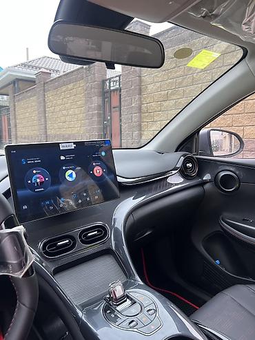 BYD: BYD E2: 2025 г., Электромобиль, Хэтчбэк — 6