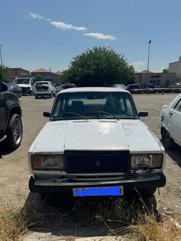 тап аз авто: VAZ (LADA) 2107: 1.6 l | 2003 il 23500 km Sedan