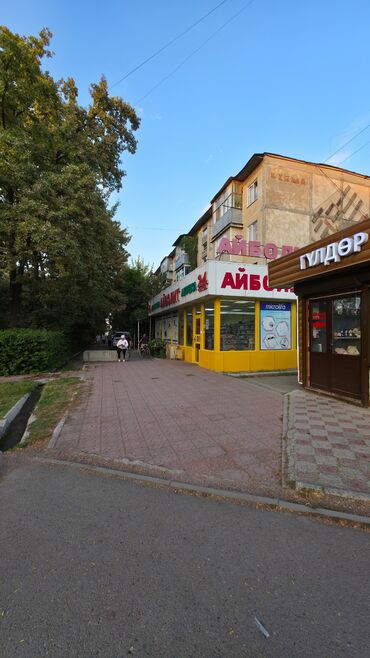 2х комнатная квартира продаётся: 2 комнаты, 43 м², 104 серия, 1 этаж, Косметический ремонт