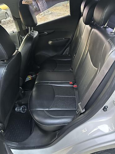 spark ltz: Chevrolet Spark: 2017 г., 1 л, Автомат, Бензин, Хэтчбэк — 9
