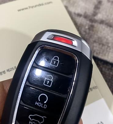 открыто: Смарт-ключ Hyundai с выкидным механическим лезвием Торг небольшой — 5