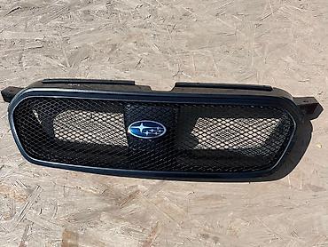 Решётка радиатора Subaru (эмблема Subaru по центру) - Тип: передняя
