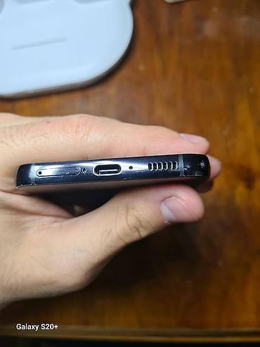 hisense infinity e9: Samsung Galaxy S23, 256 GB, rəng - Qara, Simsiz şarj — 2