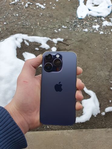 зарядка айфон оригинал: IPhone 14 Pro, Б/у, 256 ГБ, Deep Purple, Чехол, Защитное стекло, 84 %