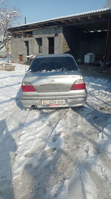 Daewoo: Daewoo Nexia: 2004 г., 1.6 л, Механика, Бензин, Седан