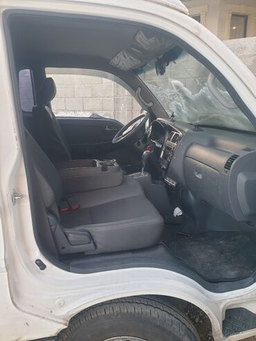 Hyundai: Hyundai Porter: 2019 г., 2.5 л, Автомат, Дизель, Фургон — 6