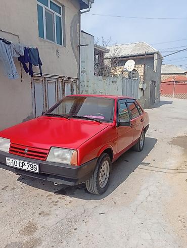 bmw e 39: Lada 21099, qırmızı rəng, sedan korpus. - Mühərrik: benzinli — 8