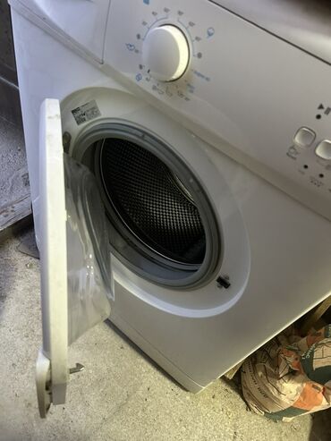 оборудование для мороженое: Стиральная машина Beko, Б/у, Автомат, До 5 кг, Полноразмерная