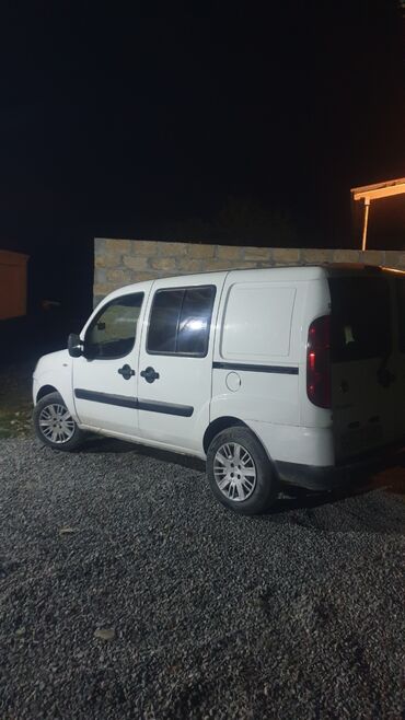 aftamabillər: Fiat Doblo: 1.4 l | 2007 il | 317000 km Universal