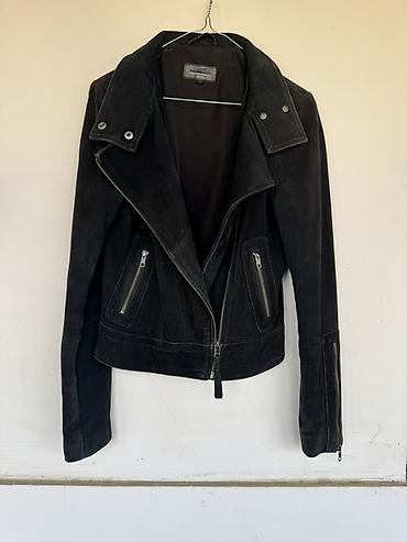 parka s: Crna ženska biker jakna od velura (brušene kože). - Materijal: mekani — 2