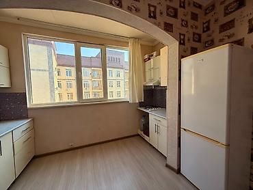 1к: 1 комната, 45 м², Солнечный мкр 106 серия, 9 этаж, Свежий ремонт — 1