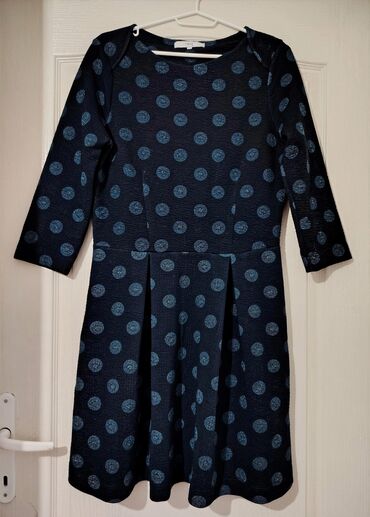 Haljine: Ženska haljine – (različiti modeli i dezеni ) 1) Crno-bela haljina — 2