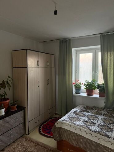 сниму дом недорого: Продаётся 2 х комнатная квартира в Ново Покровке. квартира