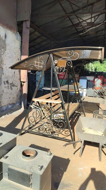 Садовые качели: Садовые качели Металл, Со спинкой, С крышей — 10