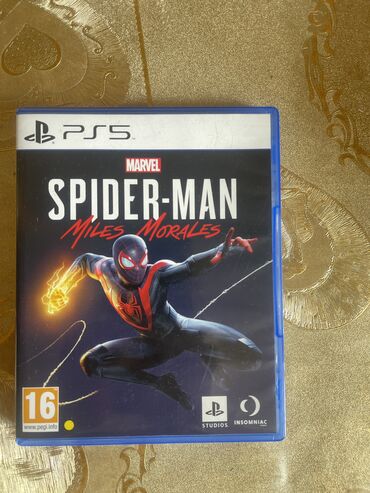 Spiderman miles morales-55 azn işlənmiş Təmizdi heç bir cızıqı yoxdu
