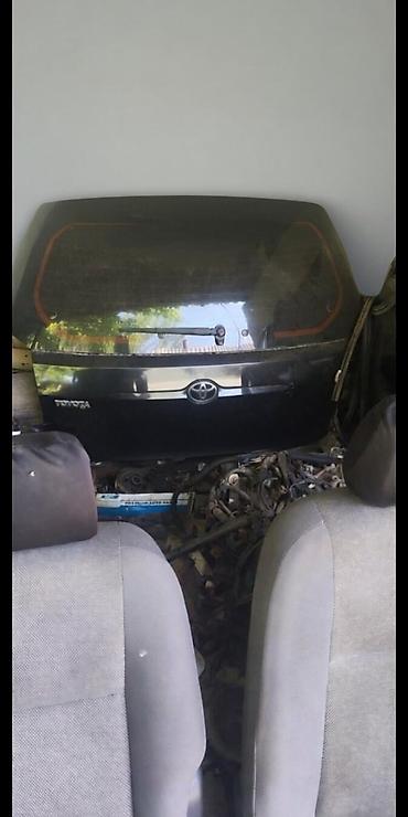 Автозапчасти: Продам запчасти на Тойота Матрикс 2003 Е130 1.8Vvti.Есть,двери — 4