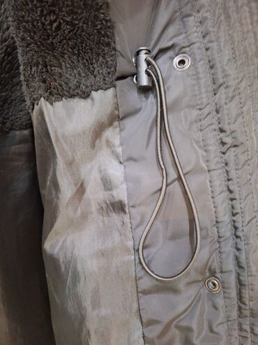 Zimske jakne: S (EU 36), Jednobojni, Sa postavom, Veštačko krzno — 9