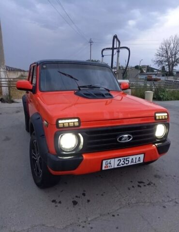 продаю миксер хово: ВАЗ (ЛАДА) 4x4 Нива: 2003 г., 1.7 л, Механика, Бензин, Хэтчбэк