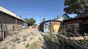 Продажа коттеджей и домов: Продаю дом 6 комнат Навес большой Газ Канализация центральная Вода — 3