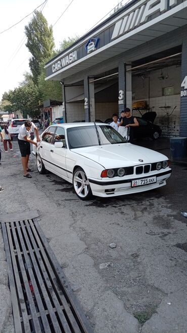 зеркало на мерседес 124: BMW 5 series: 1991 г., 2.5 л, Механика, Бензин, Седан
