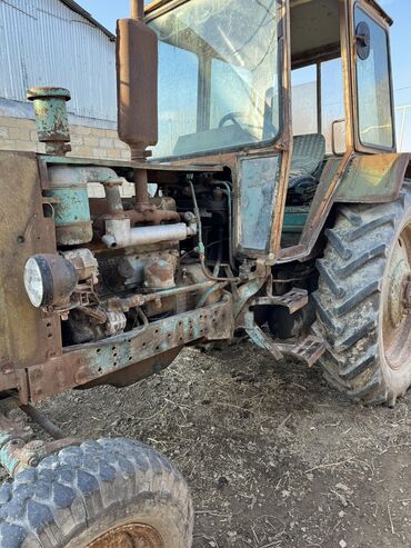 traktor 82 satwi az: Təcili satılır 
qiymət: 2799. azn 
Vatsapda var