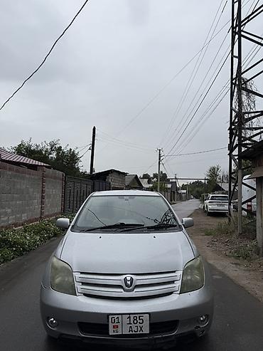 сиденья на w124: Toyota Ist: 2003 г., Автомат, Бензин, Хэтчбэк — 8