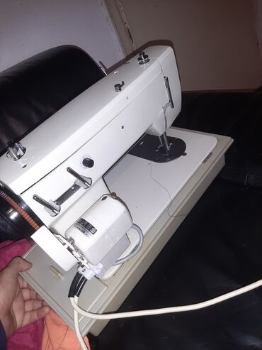 Klasične šivaće mašine: PFAFF 53 – mehanička šivaća mašina, Made in W. Germany - Robusno — 6