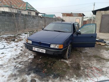 Volkswagen: Volkswagen Passat: 1992 г., 1.8 л, Механика, Бензин, Седан — 1