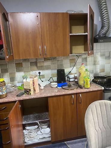 Кухонный гарнитур из ЛДСП с фасадами под дерево Состав и размеры: - at lalafo.kg Кухонный гарнитур из ЛДСП с фасадами под дерево Состав и размеры: -