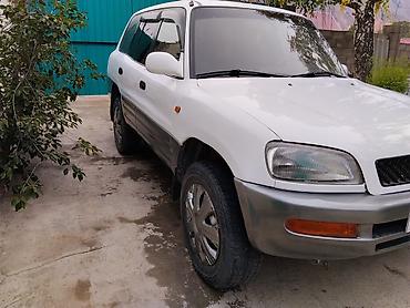 все авто: Toyota RAV4: 1996 г., 2 л, Автомат, Бензин, Кроссовер — 4