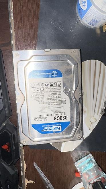 xarici hard disk satilir: Western Digital WD Blue 320 GB 3.5" sərt disk - Model: WD Blue — 1