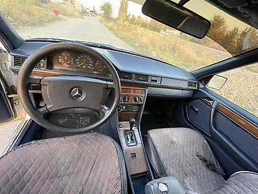2101 кузов: Mercedes-Benz W124: 1990 г., 2.3 л, Автомат, Бензин, Седан — 7