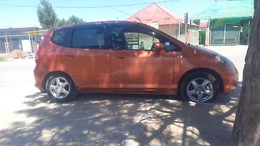 Транспорт: Honda Fit: 2008 г., 1.3 л, Механика, Бензин, Хэтчбэк — 3