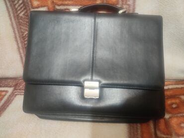 Кожаный портфель Petek Мужской (Petek id.62463), чёрного цвета, из