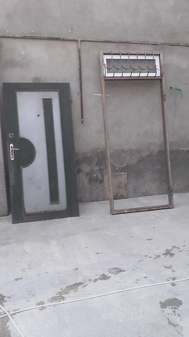 Metall qapı və dəmir çərçivə dəsti - Material: qalın metal lövhə