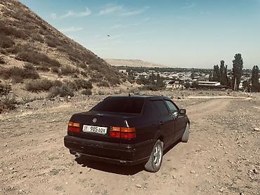 эмблема ауди: Volkswagen Vento: 1993 г., 1.8 л, Механика, Бензин, Седан — 3