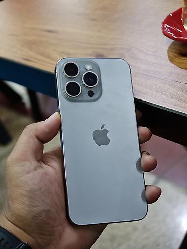 pro: IPhone 15 Pro Max, 512 ГБ на экране 3 пятно на работу не влияет — 1