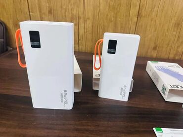 Portativ enerji yükləyicilər: POWERBANK 30000 mah Super sürətli 66Watt gücündə Hərbidə, səyahətdə