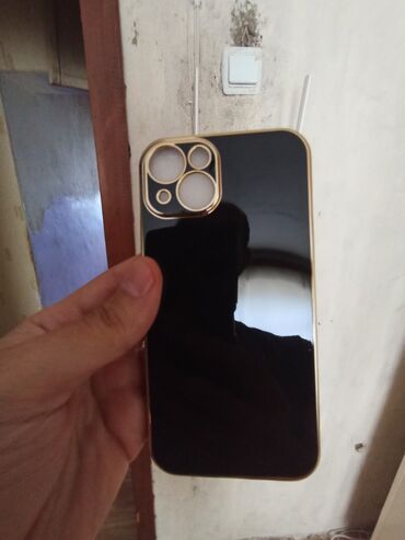 iphone x продажа: Telefon modelləri üçün qızılı çexollar satılır.honor x8b x9c iPhone 13