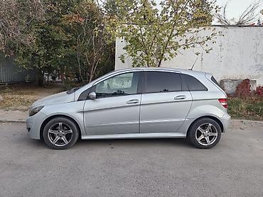 audi 100: Mercedes-Benz B-Class: 2005 г., 1.7 л, Вариатор, Бензин, Хэтчбэк — 4