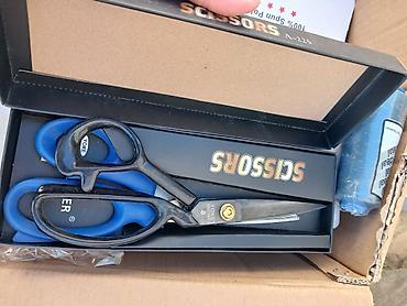 Другие фольгированные материалы: Продаётся фурнитура ( нитки разной рацветкиножницы,замочки, ткани — 9